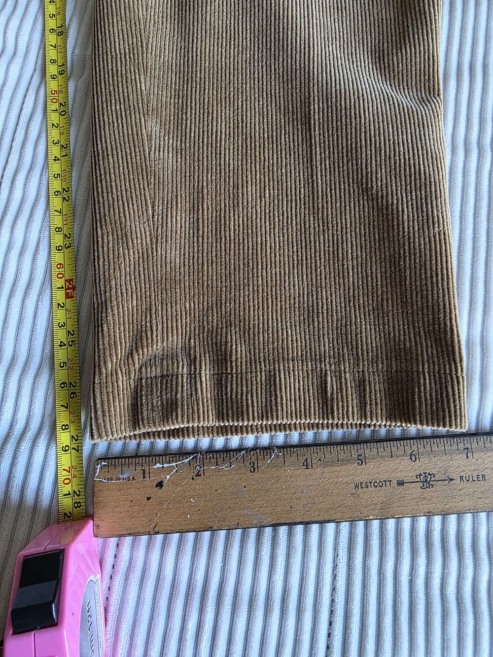 Uniqlo Men's Stretch Waist Band Corduroy Pants in Warm Brown - Picture 4 of 10